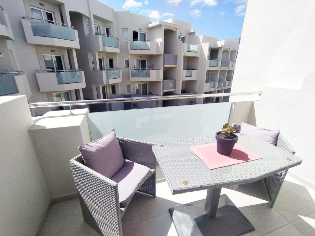 Rizi Corralejo Sun Apartment Luaran gambar