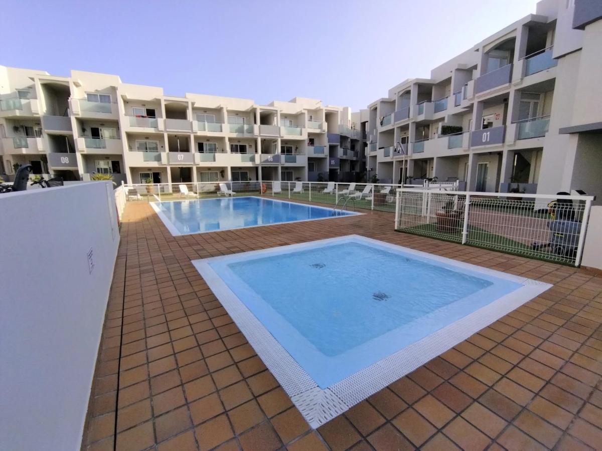 Rizi Corralejo Sun Apartment Luaran gambar