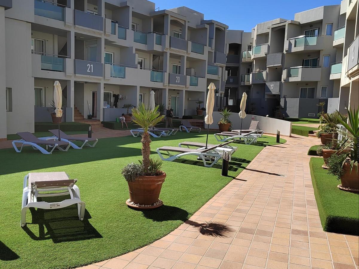 Rizi Corralejo Sun Apartment Luaran gambar